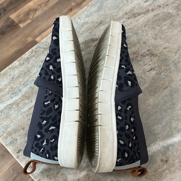 Ryka Hera Slip-On Sneaker leopard print gray,white,black size 9.5M - Picture 6 of 10